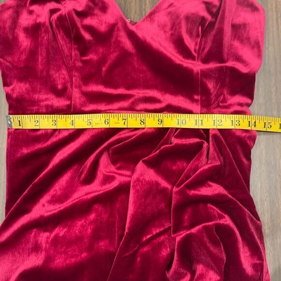Yumi Kim Felicity Velvet Sleeveless Midi Dress in Wine.Size M - Picture 14 of 16